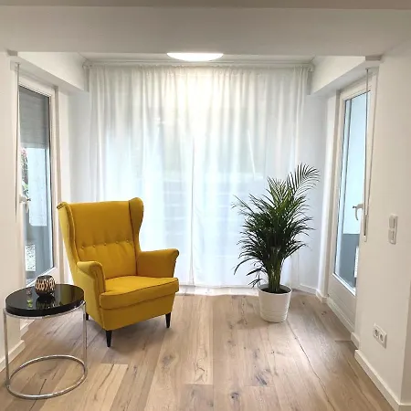 Apartment Exklusive 104 M2 Direkt Am Rhein 1 Km Von Der Messe *