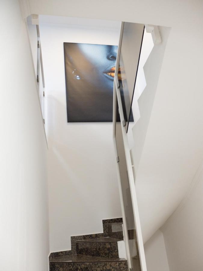 Apartment Exklusive 104 M2 Direkt Am Rhein 1 Km Von Der Messe *