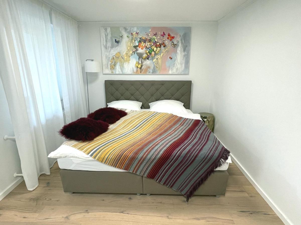 Exklusive 104 M2 Direkt Am Rhein 1 Km Von Der Messe Dusseldorf