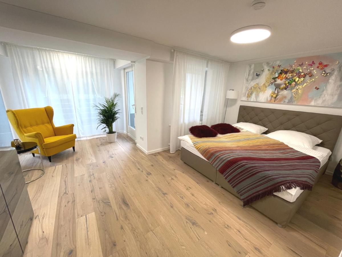 Exclusive Wohunung Direkt Am Rhein 1.5 Km Von Der Messe Apartment